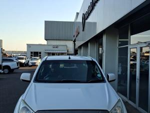 Isuzu KB 250D-Teq double cab 4x4 LE - Image 2