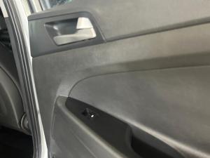 Hyundai Tucson 2.0 Premium auto - Image 7