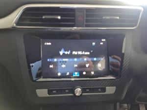 MG ZS 1.5 Luxury - Image 11