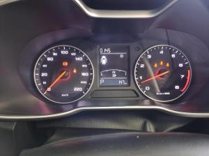 MG ZS 1.5 Luxury - Image 11