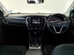 Isuzu mu-X 3.0TD LS 4x4 - Image 15