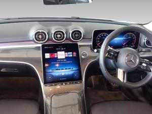 Mercedes-Benz C-Class C200 Avantgarde - Image 12