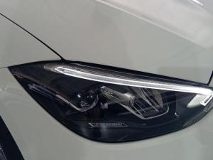 Mercedes-Benz C-Class C200 Avantgarde - Image 19