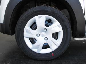 Renault Kwid 1.0 Life - Image 10