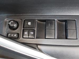 Toyota Corolla Cross 1.8 XR - Image 17