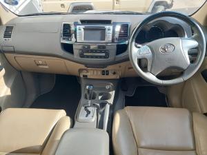 Toyota Fortuner 3.0D-4D Ltd edition auto - Image 6