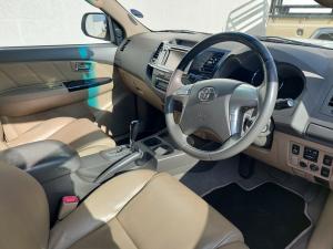 Toyota Fortuner 3.0D-4D Ltd edition auto - Image 13