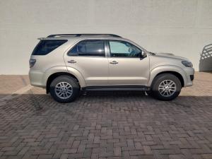 Toyota Fortuner 3.0D-4D Ltd edition auto - Image 3