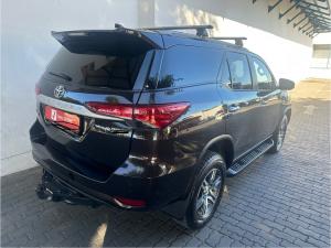 Toyota Fortuner 2.4GD-6 auto - Image 2