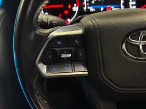 Toyota Land Cruiser 300 3.5T ZX - Image 9