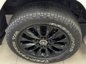Toyota Land Cruiser 300 3.5T ZX - Image 17