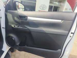 Toyota Hilux 2.4GD-6 single cab Raider manual - Image 19