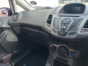 Ford Fiesta 5-door 1.0T Ambiente - Image 12