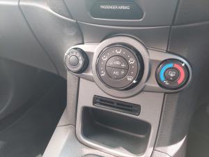Ford Fiesta 5-door 1.0T Ambiente - Image 13
