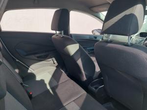Ford Fiesta 5-door 1.0T Ambiente - Image 15