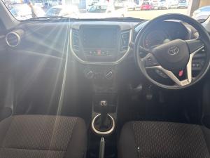 Toyota Vitz 1.0 XR manual - Image 6