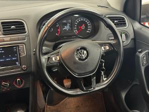 Volkswagen Polo sedan 1.6 Comfortline - Image 8