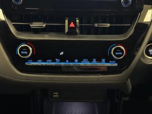 Toyota Corolla Cross 1.8 Hybrid GR-Sport - Image 14