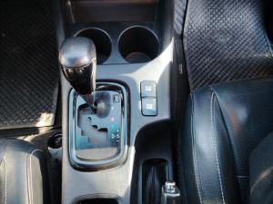 Toyota Hilux 2.8GD-6 double cab 4x4 Legend 50 auto - Image 15