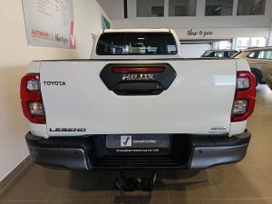 Toyota Hilux 2.8GD-6 Xtra cab 4x4 Legend manual - Image 5