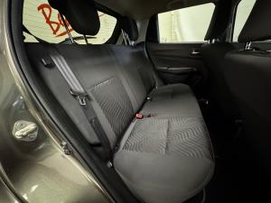 Suzuki Swift 1.2 GLX manual - Image 14