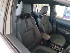 Toyota Corolla Cross 1.8 HEV XS - Image 19