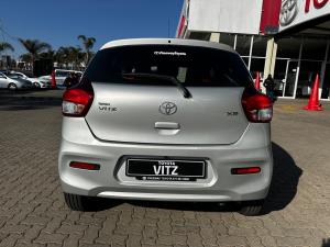 Toyota Vitz 1.0 XR manual - Image 5