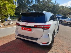 Toyota Fortuner 2.8GD-6 VX - Image 2