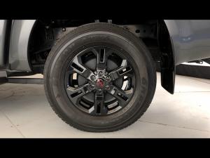 Nissan Navara 2.5DDTi double cab LE - Image 30