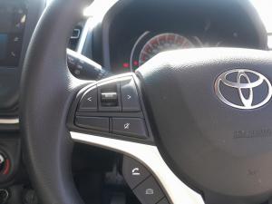 Toyota Vitz 1.0 XR manual - Image 9