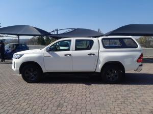 Toyota Hilux 2.4GD-6 double cab Raider manual - Image 21
