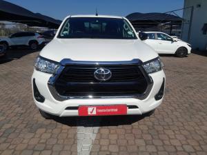 Toyota Hilux 2.4GD-6 double cab Raider manual - Image 4