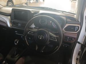 Toyota Starlet Cross 1.5Xs automatic - Image 8