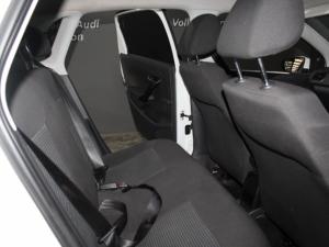 Volkswagen Polo Vivo 1.4 Comfortline - Image 16