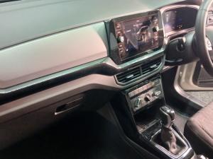 Volkswagen T-CROSS 1.0 TSI Life DSG - Image 14