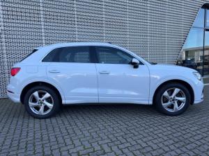 Audi Q3 40 Tfsi Quatt Stronic Advanced - Image 3