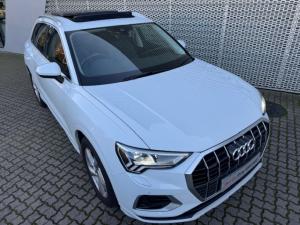 Audi Q3 40 Tfsi Quatt Stronic Advanced - Image 8