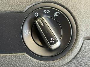 Volkswagen Polo Vivo 1.6 Highline - Image 9