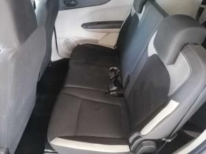 Renault Triber 1.0 Expression / Life - Image 12