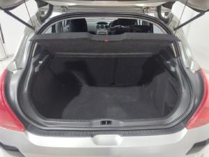 Peugeot 308 1.6 Premium - Image 5