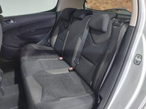 Peugeot 308 1.6 Premium - Image 8