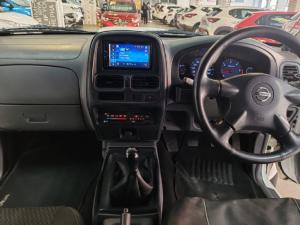 Nissan NP300 Hardbody 2.5TDi double cab Hi-rider - Image 5