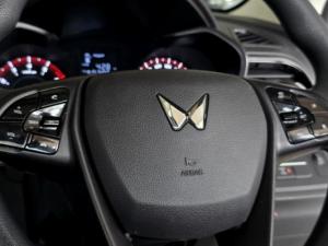 Mahindra XUV 3XO 1.2T MX3 manual - Image 13