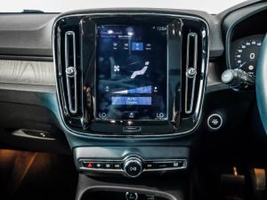 Volvo XC40 T5 AWD Inscription - Image 19