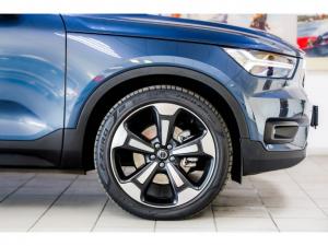 Volvo XC40 T5 AWD Inscription - Image 4