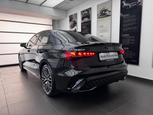 Audi A3 sedan 35TFSI S line - Image 6