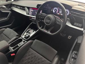 Audi A3 sedan 35TFSI S line - Image 7
