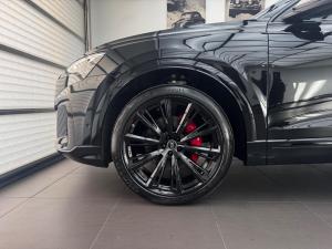 Audi Q8 45TDI quattro Black Edition - Image 3