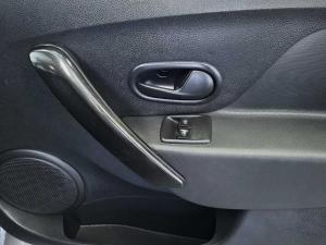 Renault Sandero 66kW turbo Expression (aircon) - Image 15
