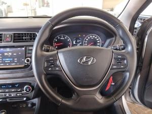 Hyundai i20 1.4 Fluid auto - Image 11